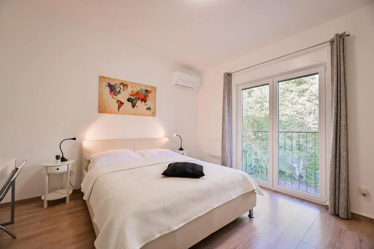Apartment Leones Gallery Sveti Vid-Miholjice